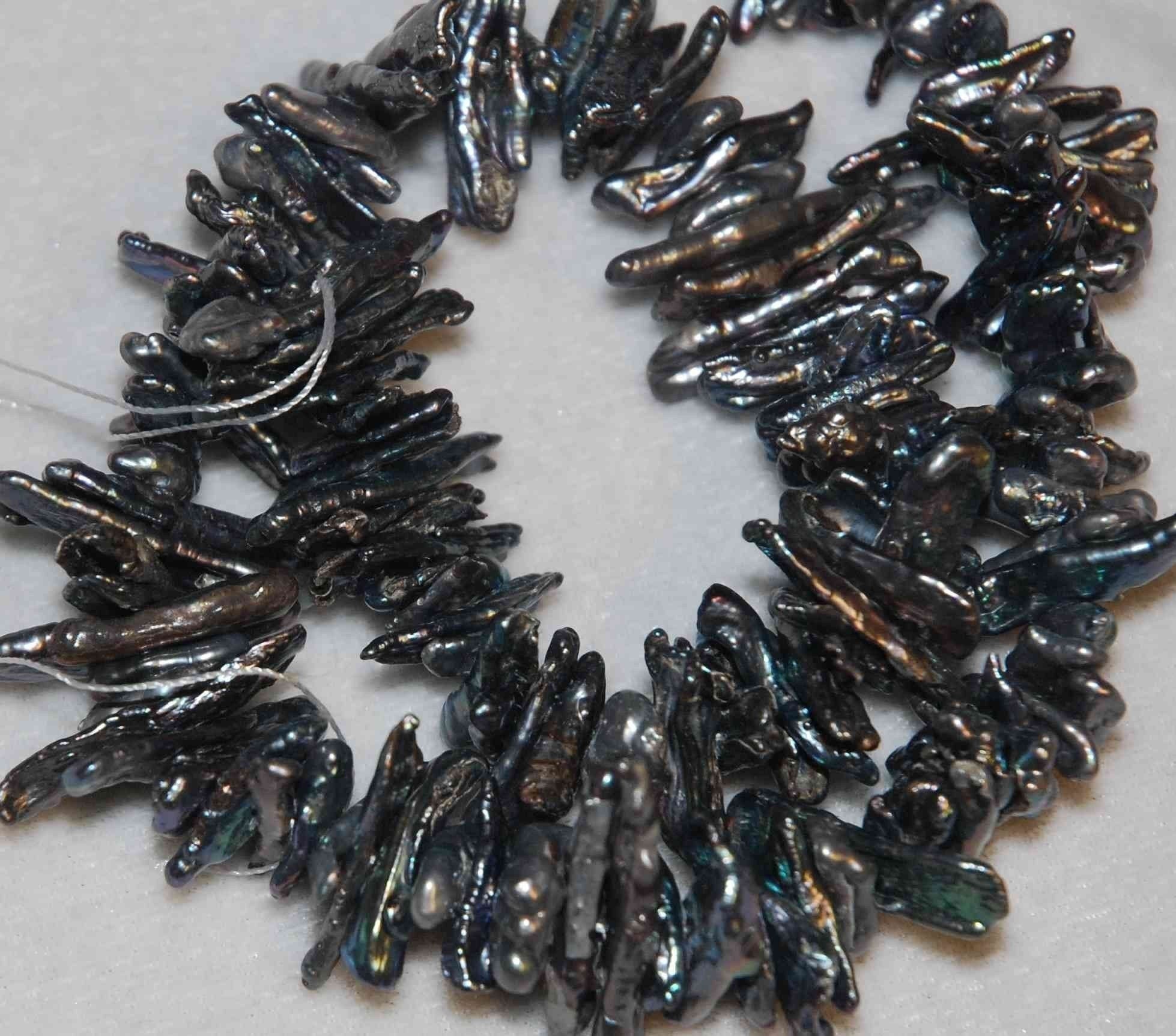 Peacock blue Natural Biwa Pearls ---- 3 inches center drilled strand--25 plus pieces biwa pearls----Promotion for desinger
