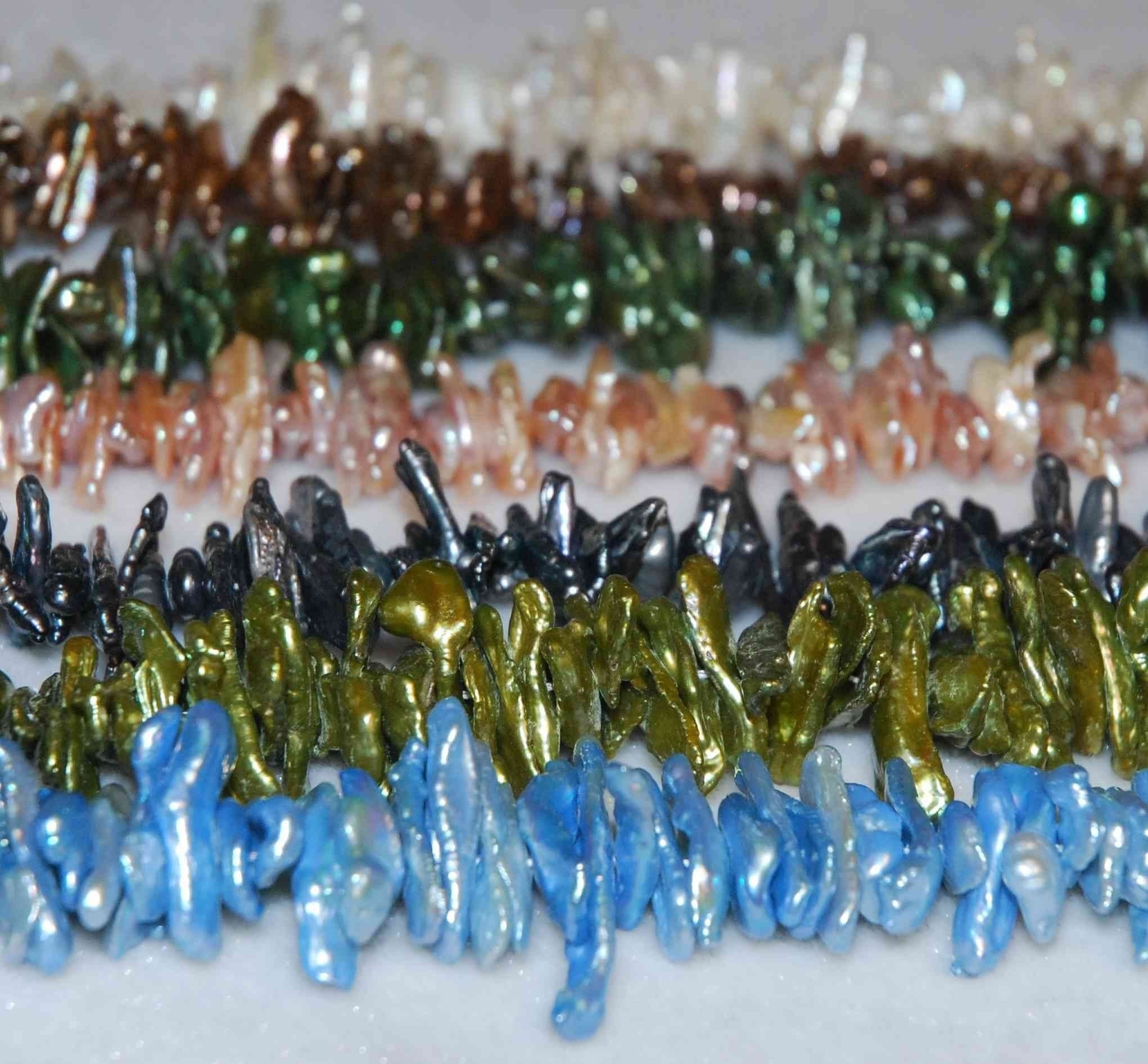 Peacock blue Natural Biwa Pearls ---- 3 inches center drilled strand--25 plus pieces biwa pearls----Promotion for desinger