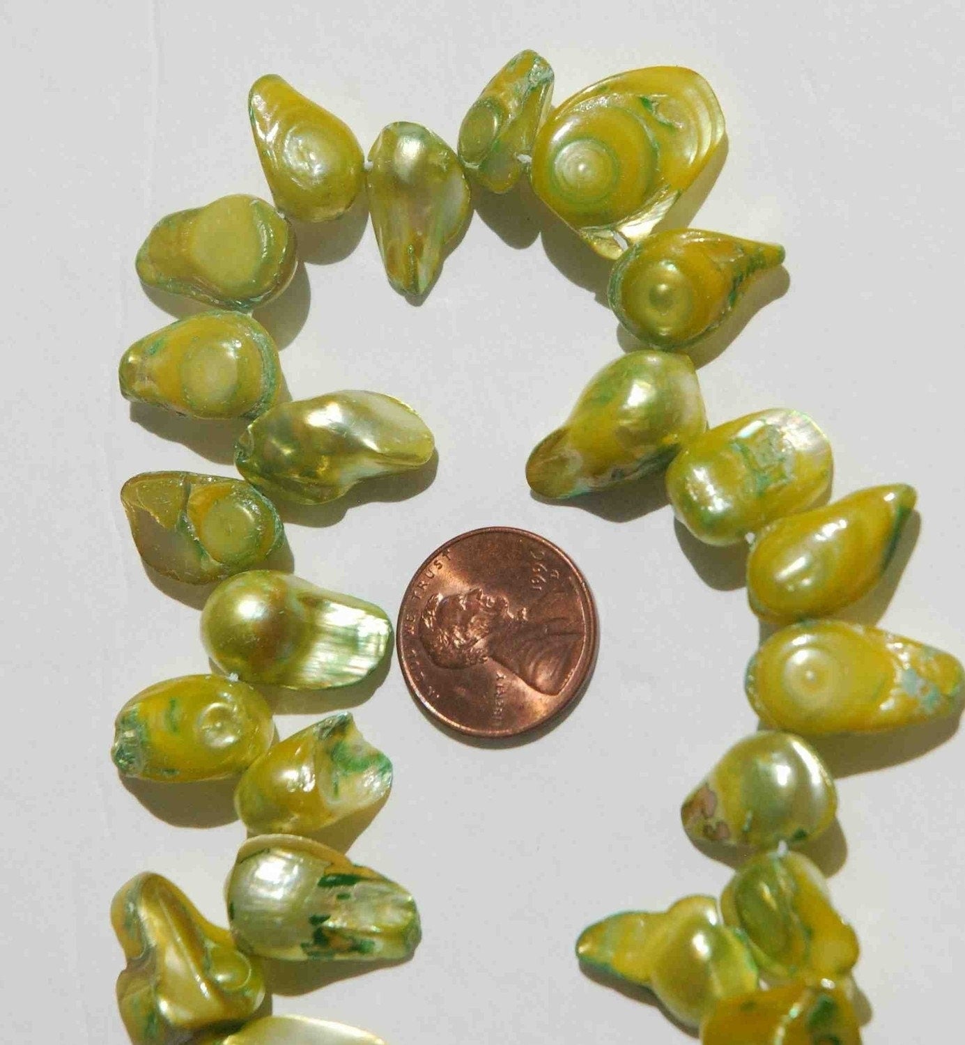 10X20mm Teeth Biwa Baroque Pearl Freshwater Pearl peek green color ON SALE 1 strand 15"40 pc loose pearl beads Wholesale promotion