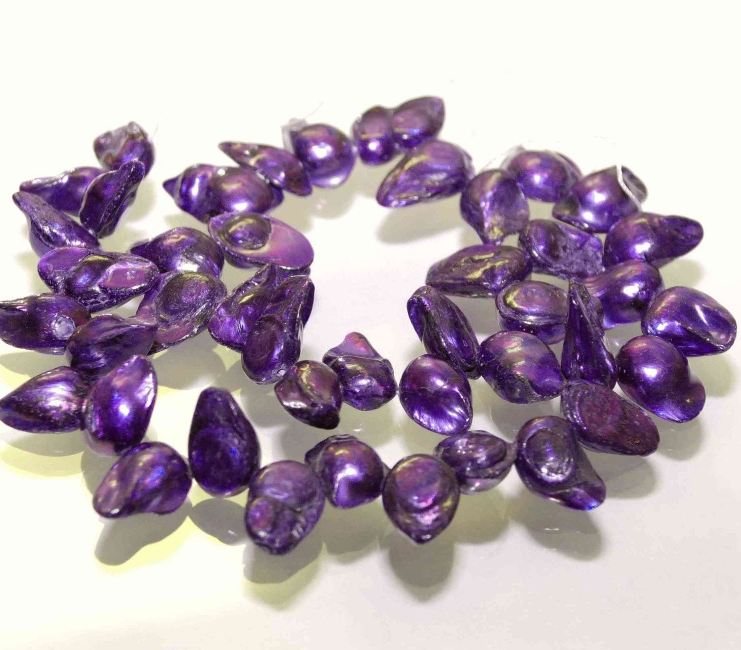 Teeth Biwa Dancing Baroque Pearl Freshwater Pearl Purple color------1 strand -----On Sale
