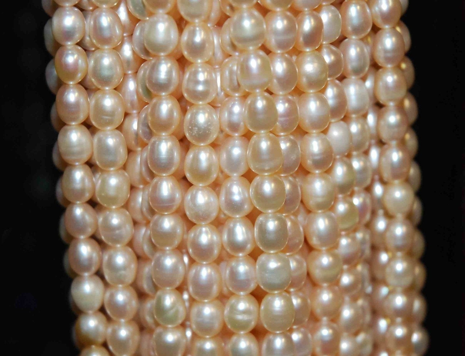6-7mm AA+ Rice oval Freshwater Pearl Full Strand of Natural Champagne pink color Pearls---15" genuine freshwater pearl----Deal Sale
