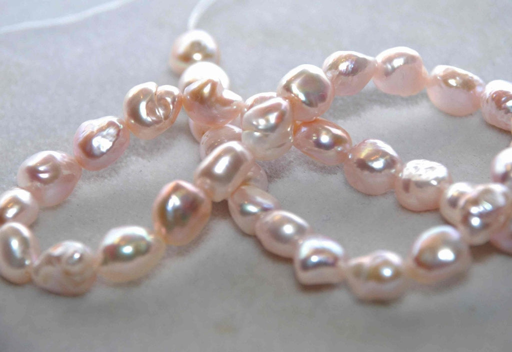 Freshwater Pearl Good Quality Natural Pink Baroque Pearl---half strand 9-11mm genuine pearl 7.5"---Sale