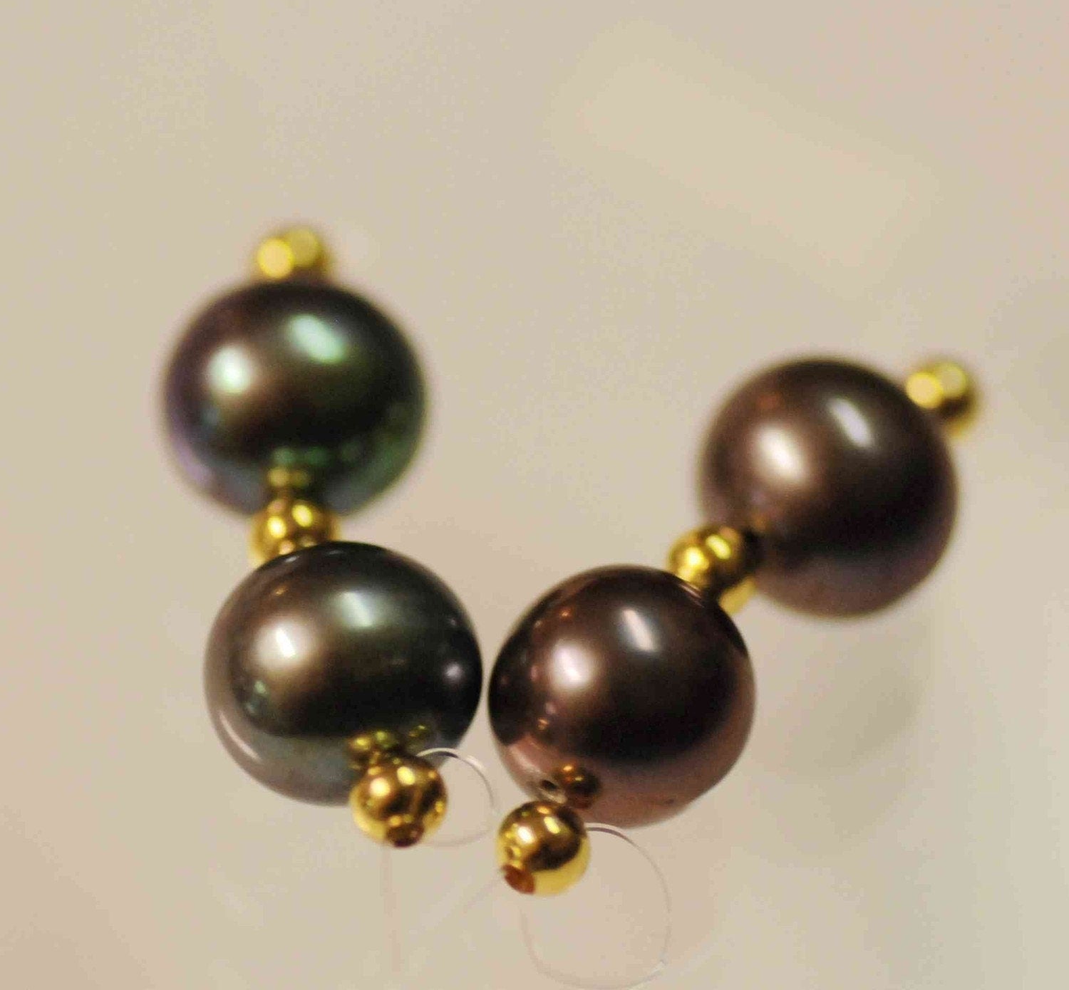 Genuine Tahiti Peacock Black Freshwater Pearl-----8mm round potato AAA quality--sale as mateched pair AAA
