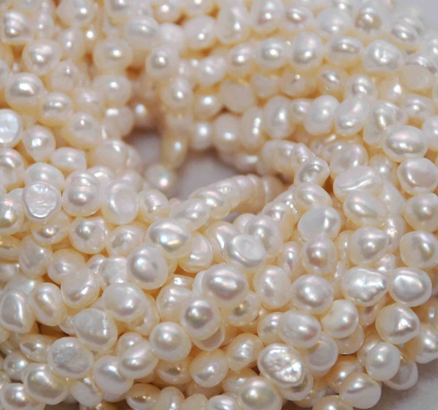 AA+ 7MM ~8mm Freshwater pearl Nugget pearl, Baroque Pep corn pearl, Ivory White color full strand 15" 55+ pc-----Wholesale #CB6053