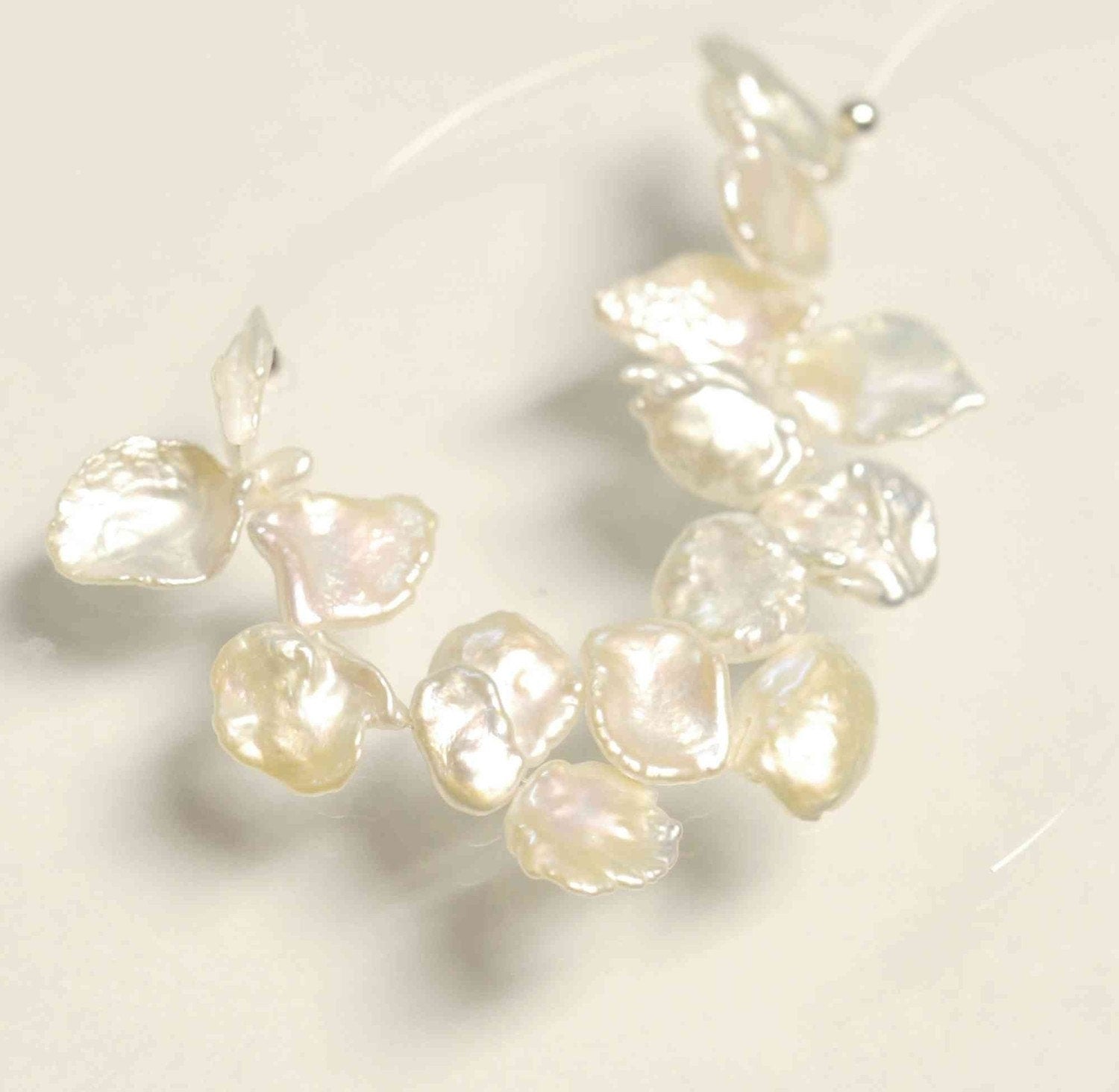 Briolette White Keshi Pearls 6-8mmTop Drilled Dancing----15 pieces BRIOLETTE Beads------new arrival deal K3001S