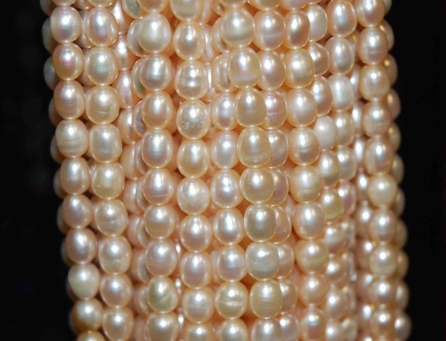AA+ 6-7mm Rice oval Freshwater Pearl, natural champagne pink pearl beads---15''  full strands 55pc loose pearl beads----Deal Sale