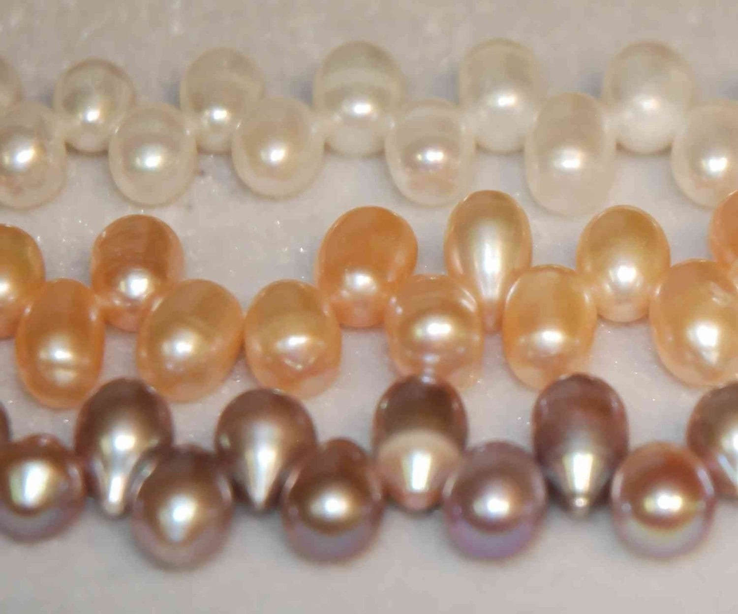 11mmX8mm Big briolette freshwater  Pearls---- 1 full strand  Ivory White dancing pearl