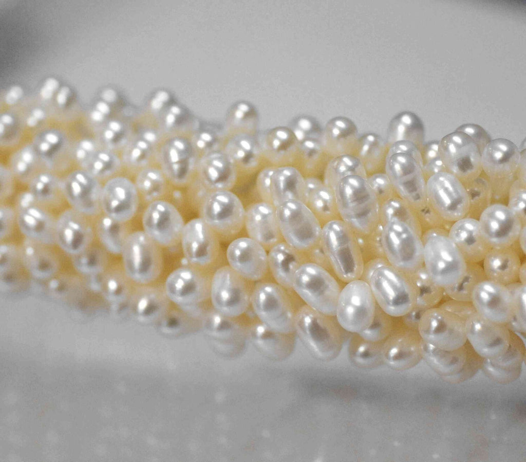 AA 5X8mm Top Drilled Rice Pearl Ivory White Dancing briolette Freshwater Pearls----full strand 15" -----Excellent Bargain