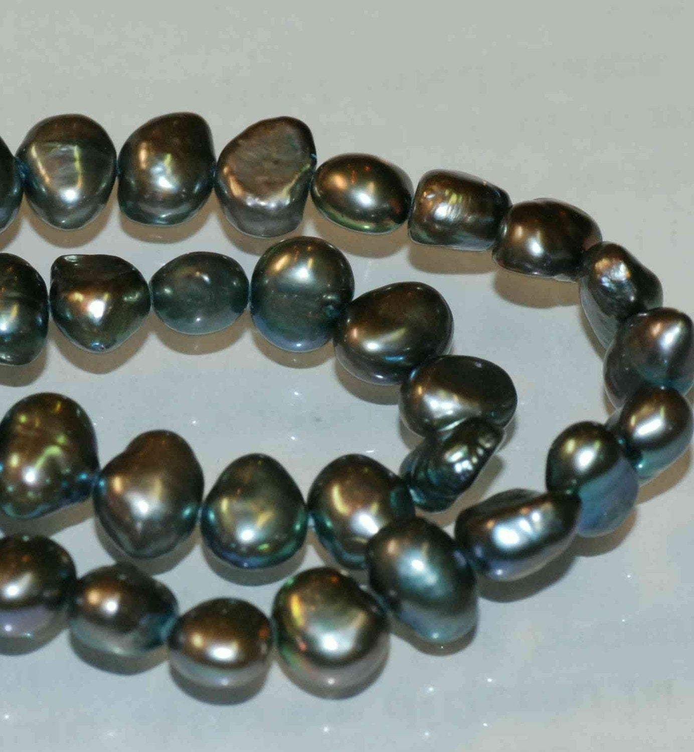 AAA 8-9mm Corn Pearl Baroque Pearl Freshwater Pearl teal peacock green ----15.5'' full strand 60 plus pieces-----Wholesale