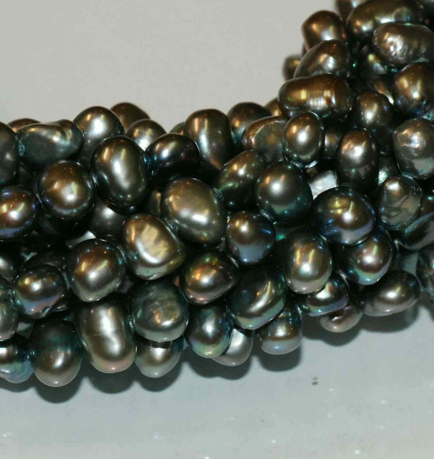AAA 8-9mm Corn Pearl Baroque Pearl Freshwater Pearl teal peacock green ----15.5'' full strand 60 plus pieces-----Wholesale