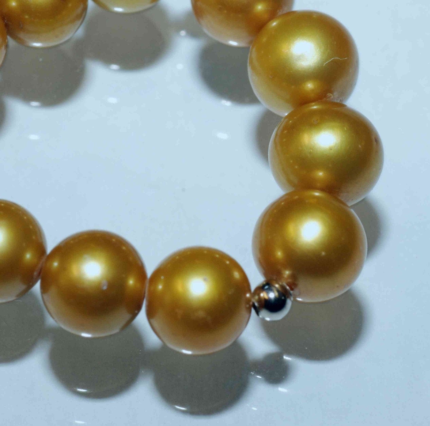 8-8.5mm LUXURY AA to AAA Round Genuine cultured Freshwater Pearl -----Antique Gold Color----10pcs R1004