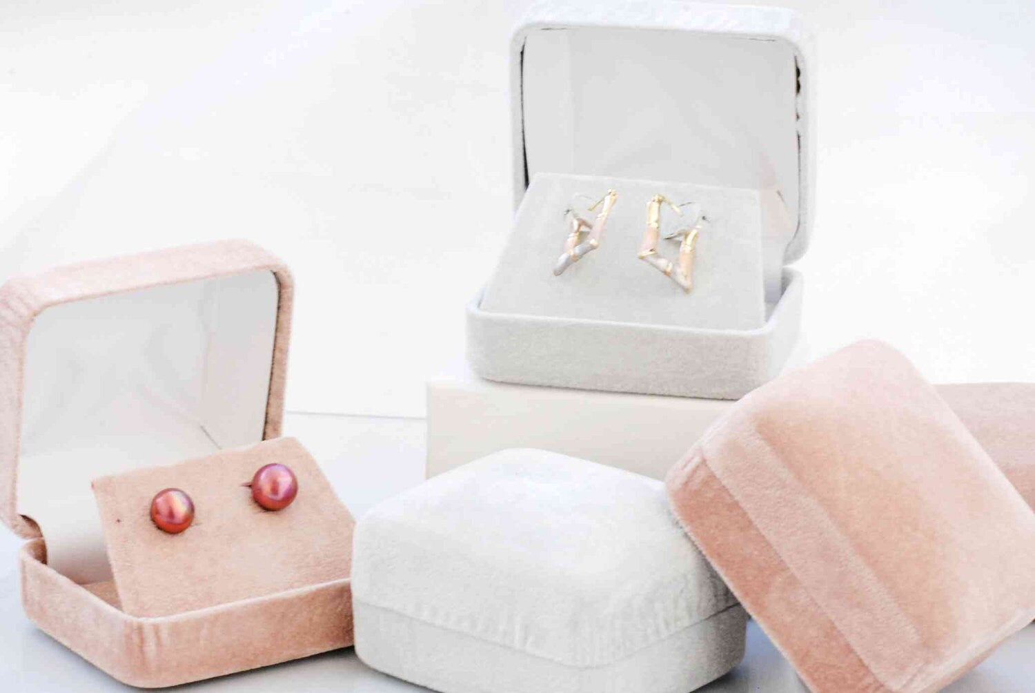 Brand New Velvet Earring Presentation Gift Box for Earring and Necklace set display, Vintage Pink color, Close out Wholesale Deal