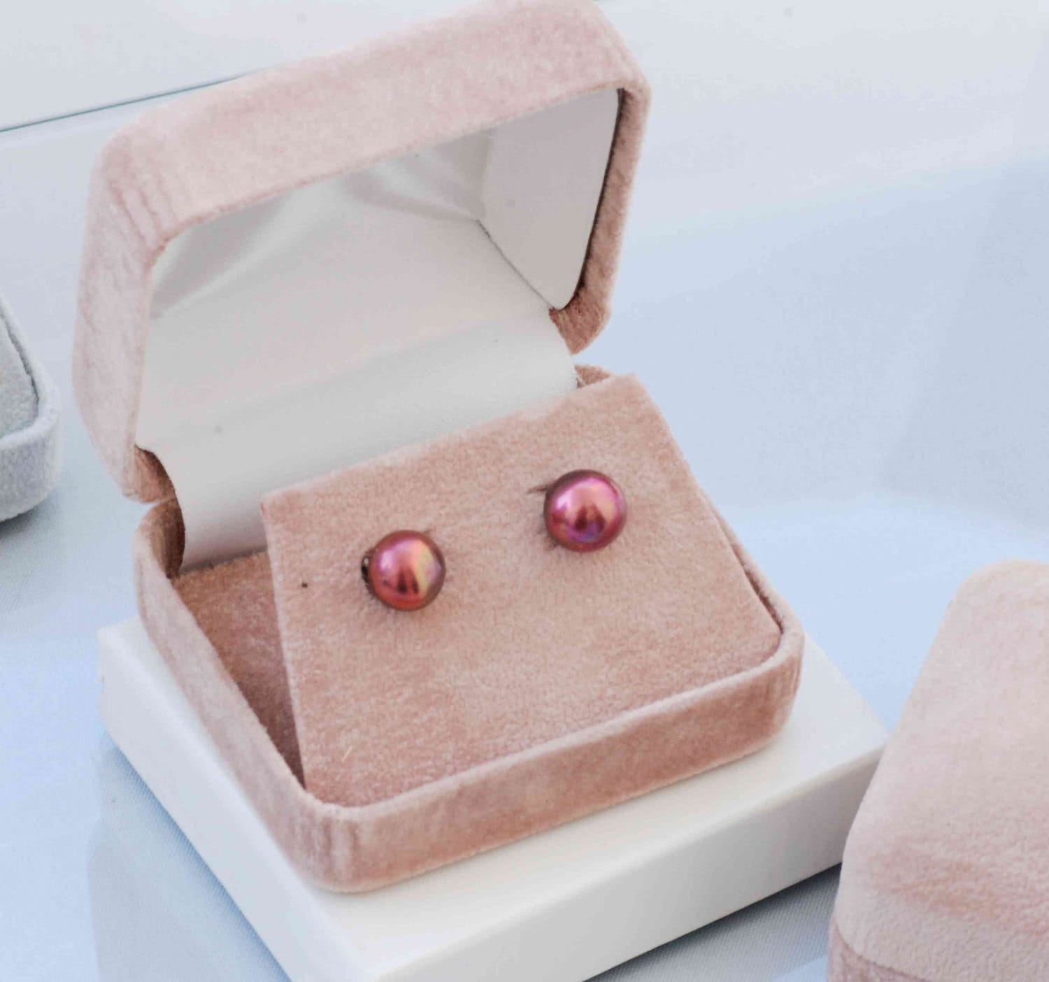 Brand New Velvet Earring Presentation Gift Box for Earring and Necklace set display, Vintage Pink color, Close out Wholesale Deal