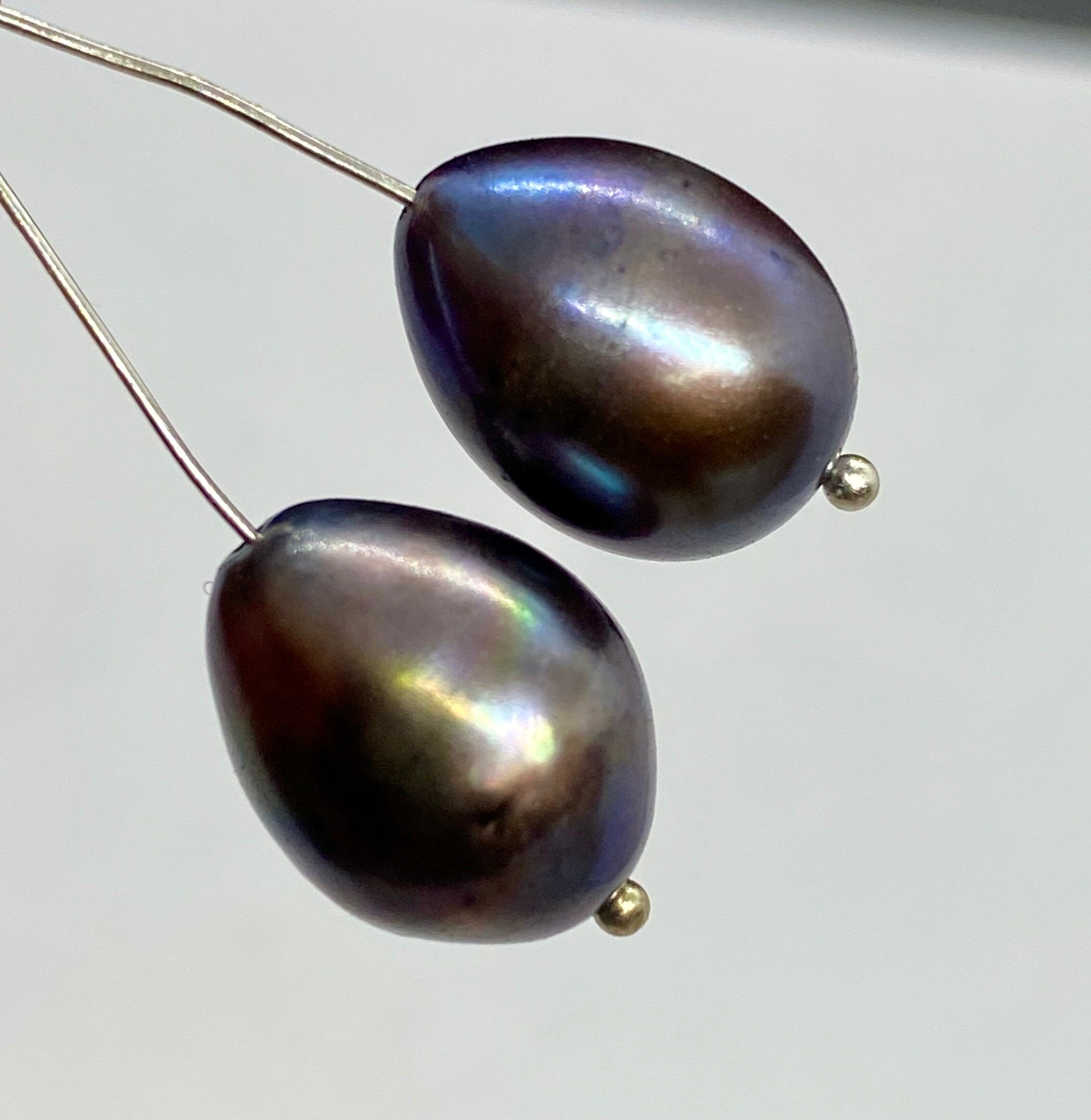 AAA Quality 10mmX 13mm Teardrop Freshwater Pearl, pebble baroque, Peacock Oval stunning matched pair pearl, dangle Bridal earring #EP9010
