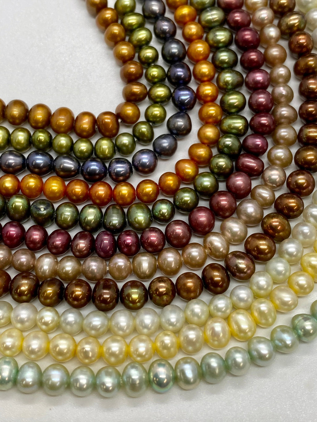 AAA 4-5mm Golden yellow Bronze Seed Pearl Round off Freshwater Pearl 15.5" full strand 90+pc petite pearl beads little girl pearl HOT DEAL