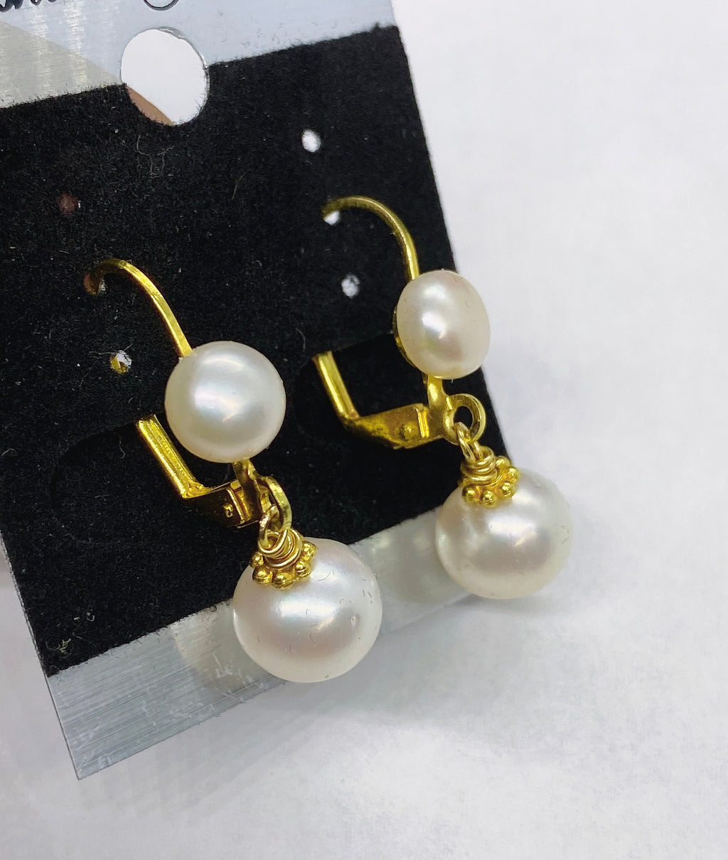 18k yellow Gold plated over Copper Lever Back Earring Wire with 7mm round freshwater pearl and Loop - Nickel Free - pair 2 Pc -F9121