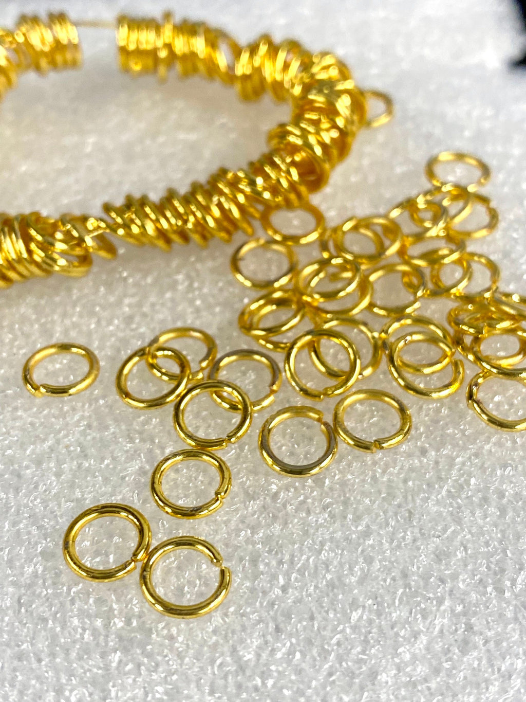 50pc 24k Gold Plated Jump Rings, 7mm/ 9mm, 18ga 1mm thick Bulk Jump Rings, Open Jump Rings,  Gold Connector, Wholesale Jewelry Making #F9124