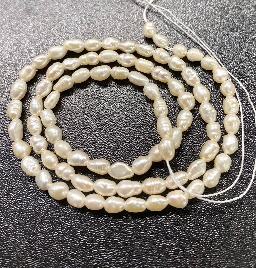 Seed Pearl Baroque Rice Pearl Freshwater Pearl ivory white 2.5mm 3-3.5mm, mute milky white, 14" full strand 75+ pieces #SD7006T ---NEW