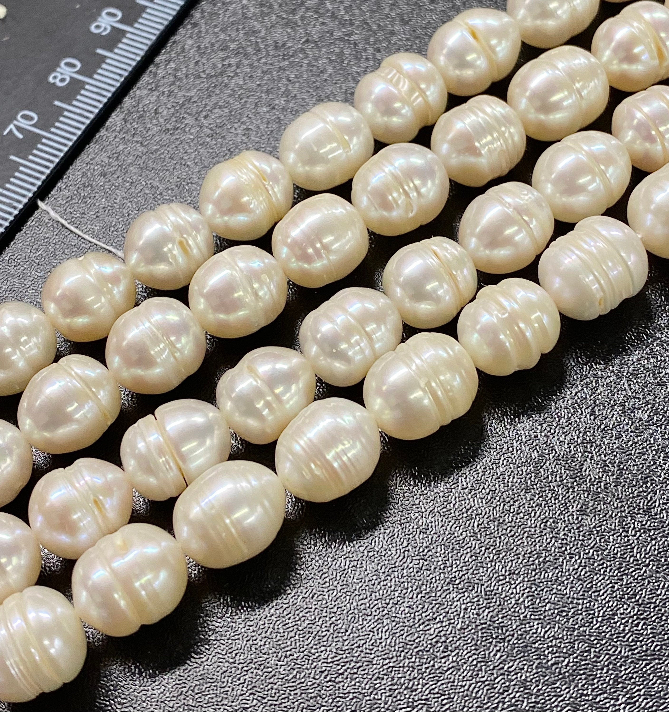 Large hole AAA 10-11mmX11-12mm white natural oval circled baroque freshwater pearl, 10+ pc circled Rice pearl beads,#RS3020w