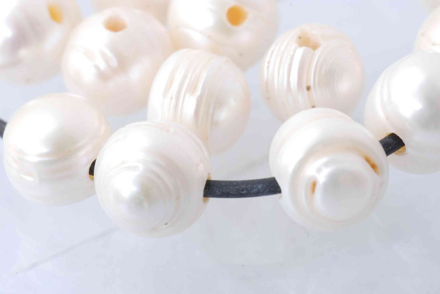 30% OFF Large Hole 10-11mm Freshwater Pearl, white genuine pearl, Large round Baroque Pearl, 2.2-2.5mm hole, short strand