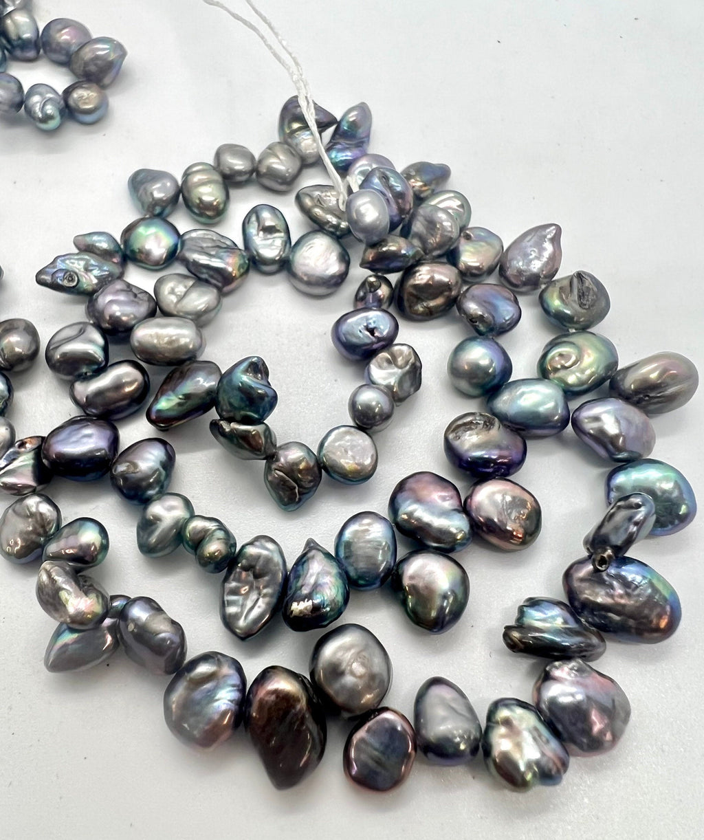 AA+ 5-6mmX6-8mm Briolette peacock blue Keshi Pearl, Top Drilled Dancing pearl, 15 pcs BRIOLETTE Beads, NEW deal K3011P