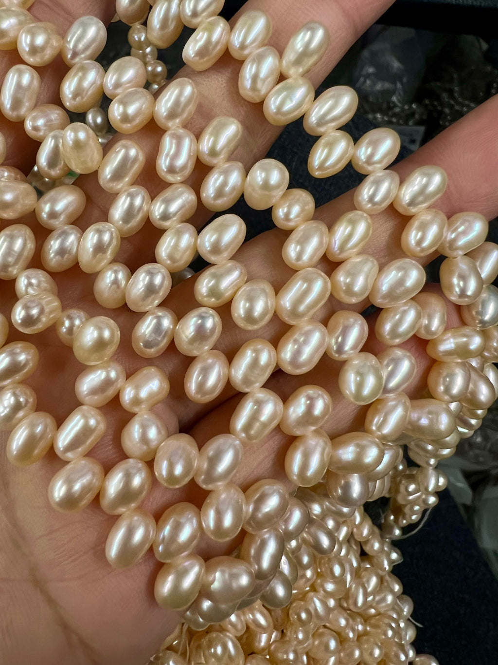 AAA+ top Gem quality 5.5mm X 8mm dancing Freshwater Pearl, natural champagne pink pearl, 15" 85+ pcs top drilled rice pearls beads #DR3144