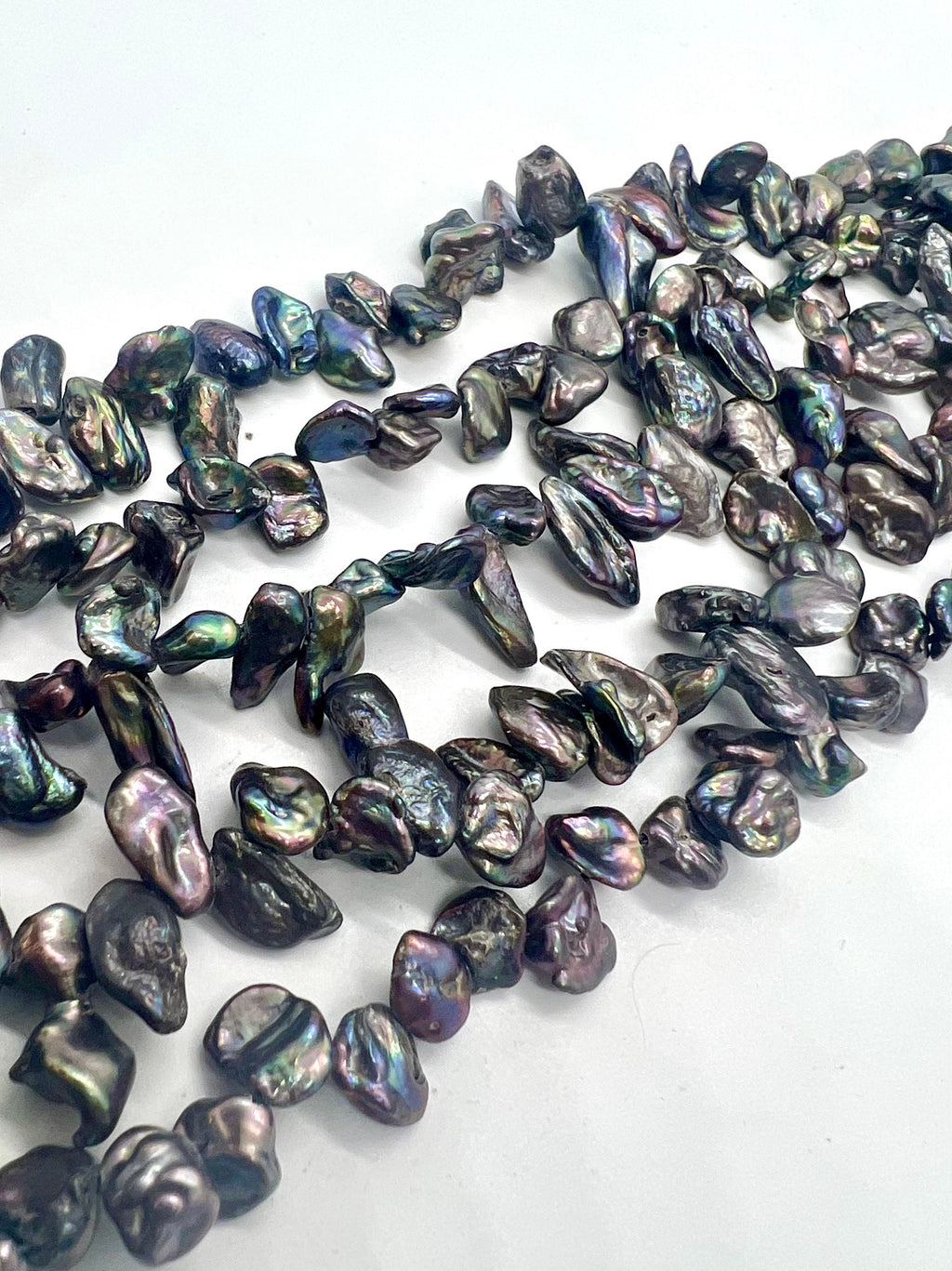 AA+ 7-8mmX9-10mm Briolette peacock black Keshi Pearls, Top Drilled Dancing pearl, 15" full strand 82+ pcs BRIOLETTE Beads, NEW deal K3012P