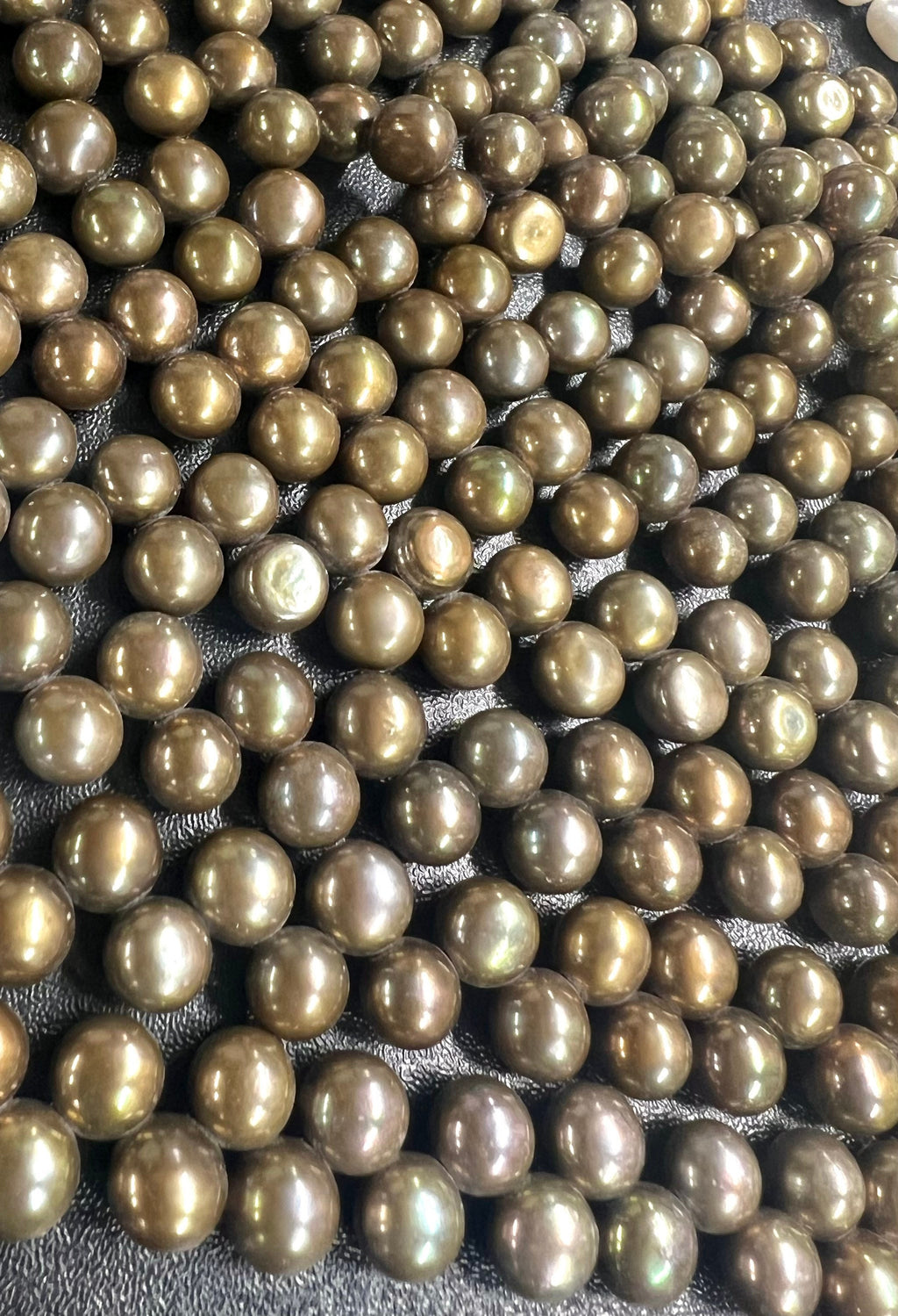 AAA 7mm briolett Top Drilled Dancing Freshwater Pearl, Vintage Olive Green round button pearl beads, half strand 7.5" 25 pc pearl beads