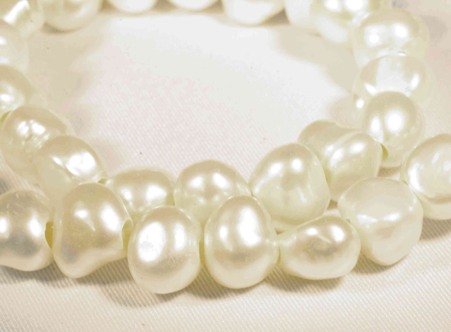 2.2mm Large Hole Pearl 8-9mm Baroque Pearl Nugget Pearl Freshwater Pearl white ivory pearl beads 10pc loose pearl high quality
