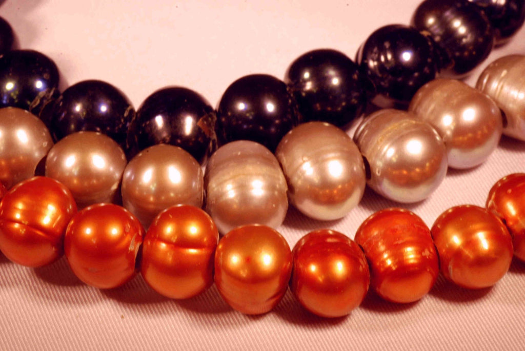 Large Hole Pearl Round Pearl Baroque Pearl Freshwater Pearl rust brown red 9-10mm with 3mm hole---8" half strand 23 pieces
