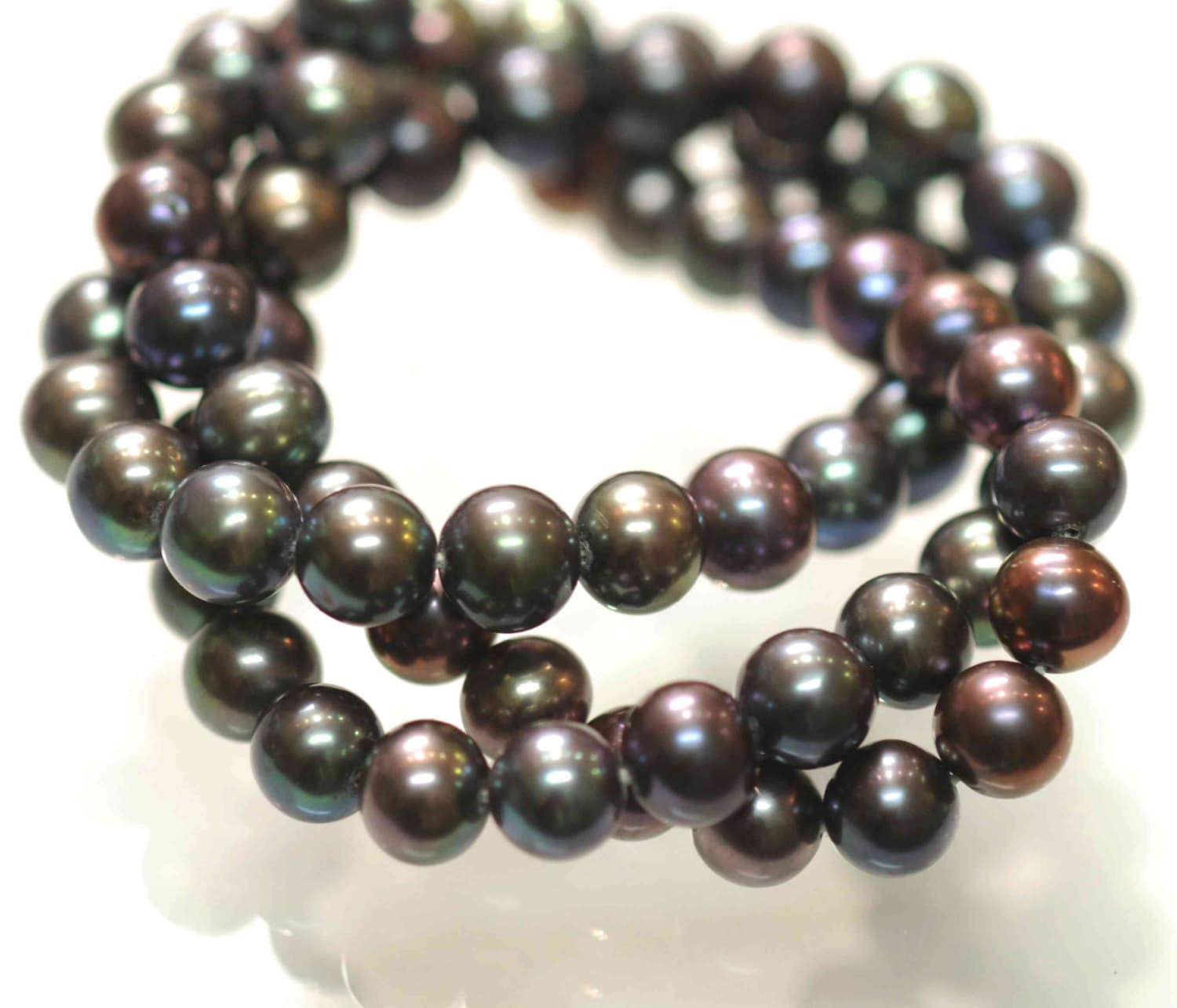 AA quality 5-6mm, Full Strand 15“ strand Freshwater Pearl, round off stunning rainbow peacock seed pearl---New arrive Sale