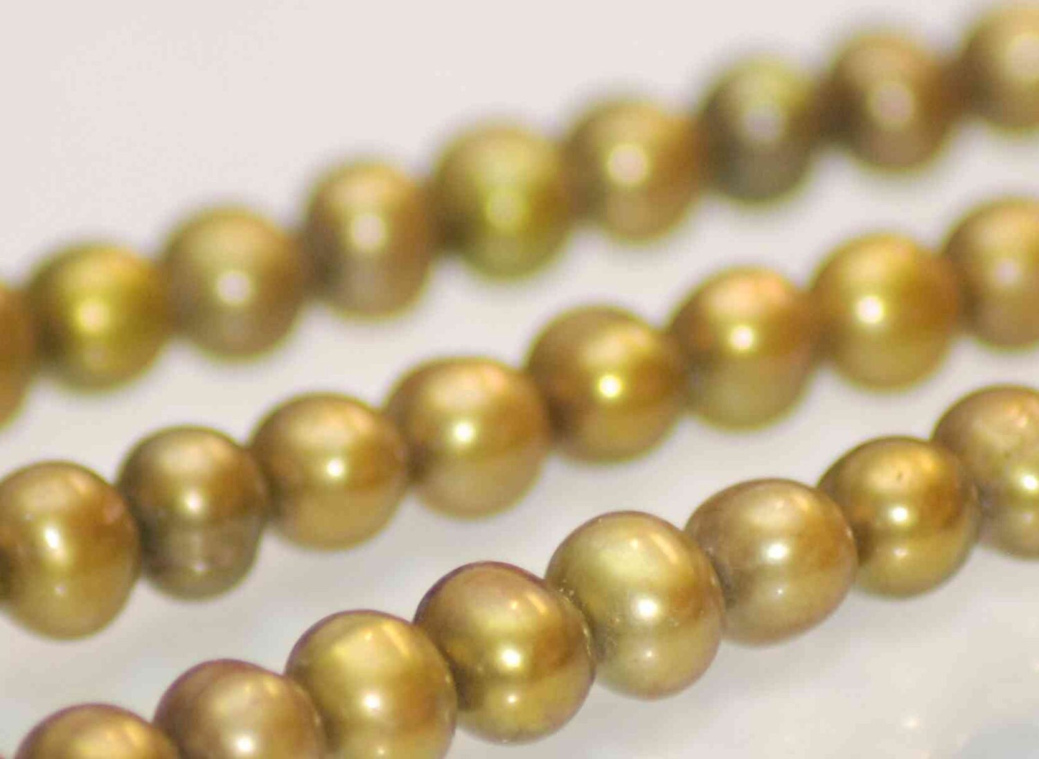 Olive Green Genuine Freshwater Pearl---5mm round off  pearl 1 full strand 15.5" high quality AA--wholesale pearl