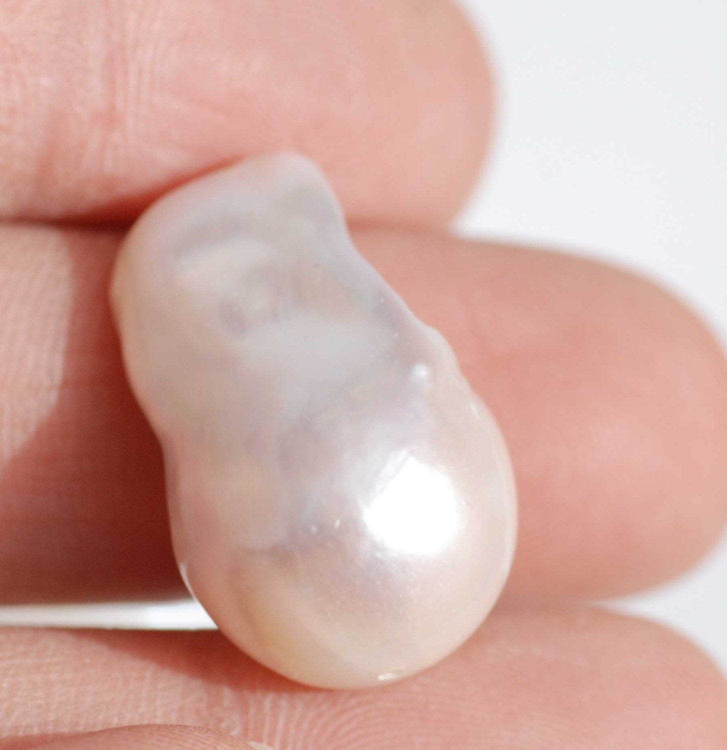 Baroque Pearl Unique Huge Flameball pearl Natural White Ivory cultured ---25-30mmX 14-18mm genuine pearl--WOW LUXUARY Bridal Pendant design