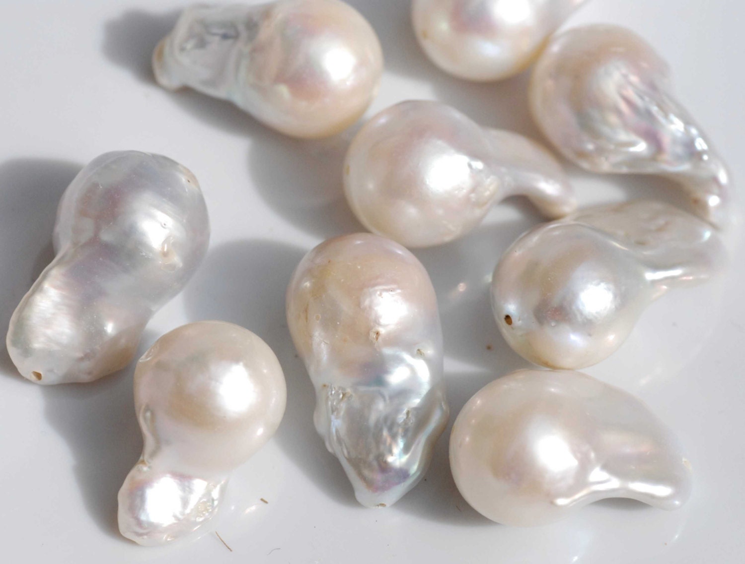 Baroque Pearl Unique Huge Flameball pearl Natural White Ivory cultured ---25-30mmX 14-18mm genuine pearl--WOW LUXUARY Bridal Pendant design