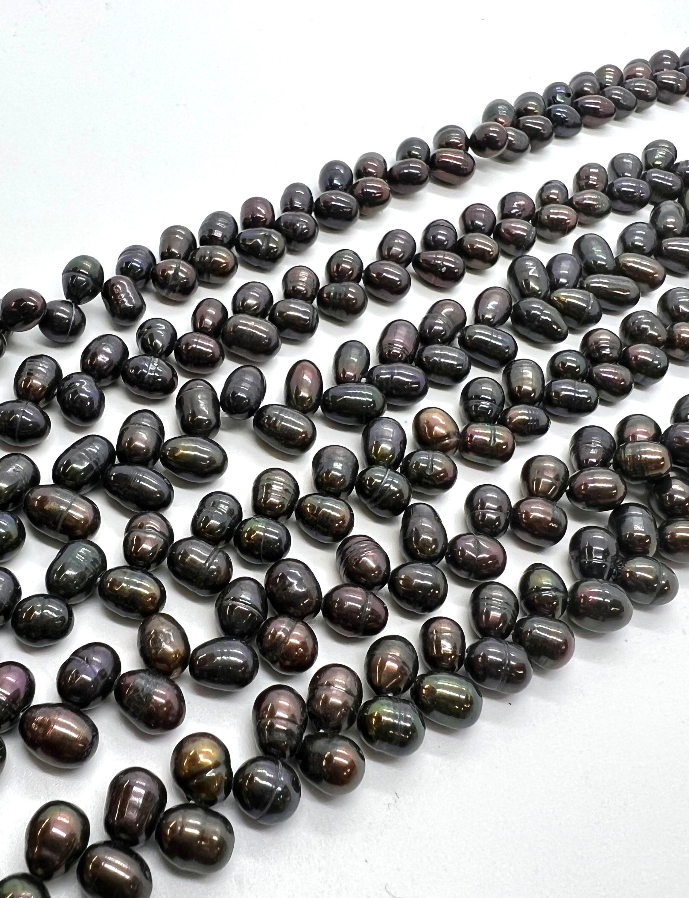 A~AA 6mmx7-8mm top drilled Wheat Pearl Freshwater Pearl, peacock black loose pearl beads----15" full strand 90+ pc dancing pearl for design