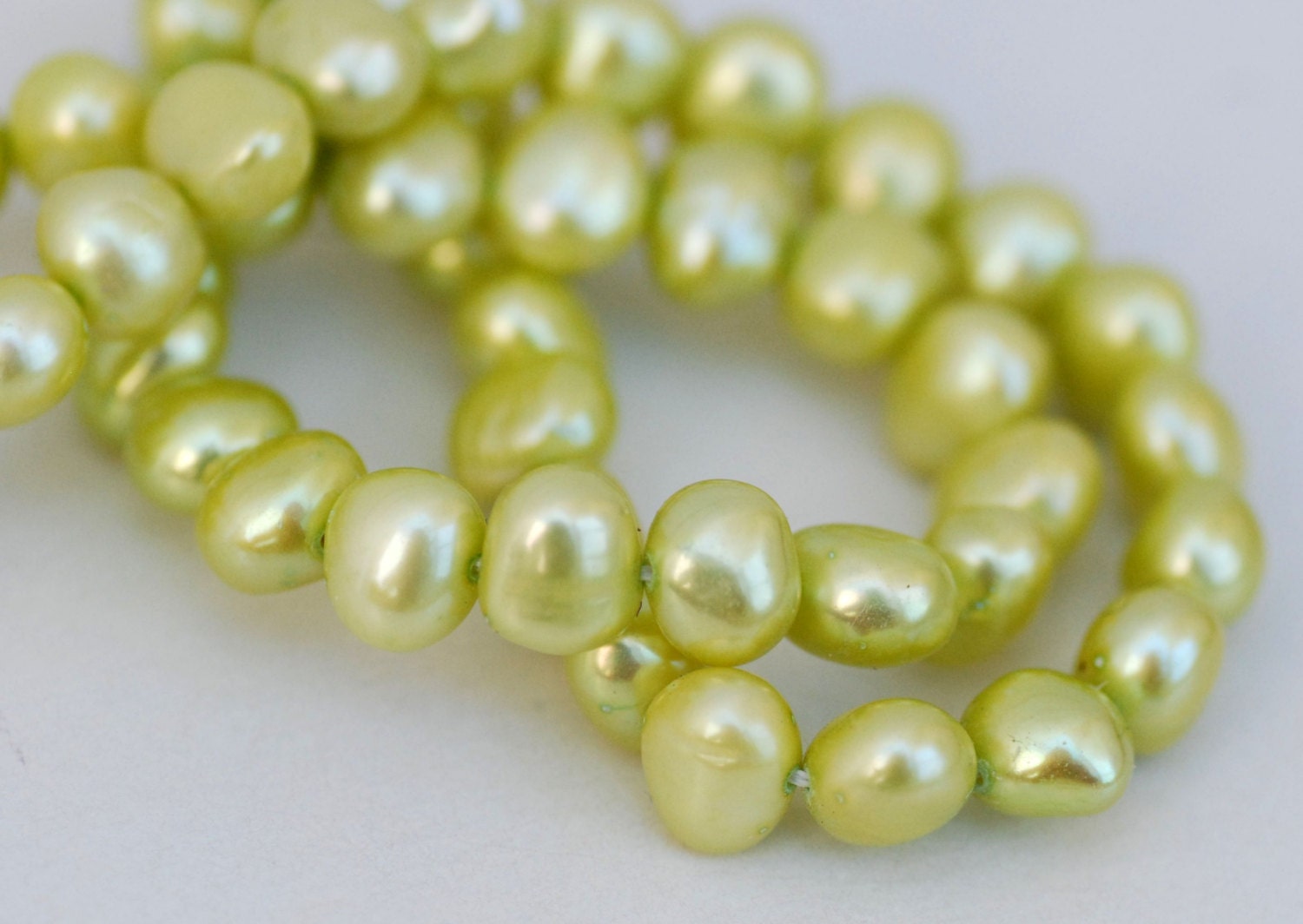 AAA Corn Pearl Baroque Pearl Nugget Pearl Freshwater Pearl stunning apple green spring mint 8-9mm----15'' full strand 50pc #CB6033