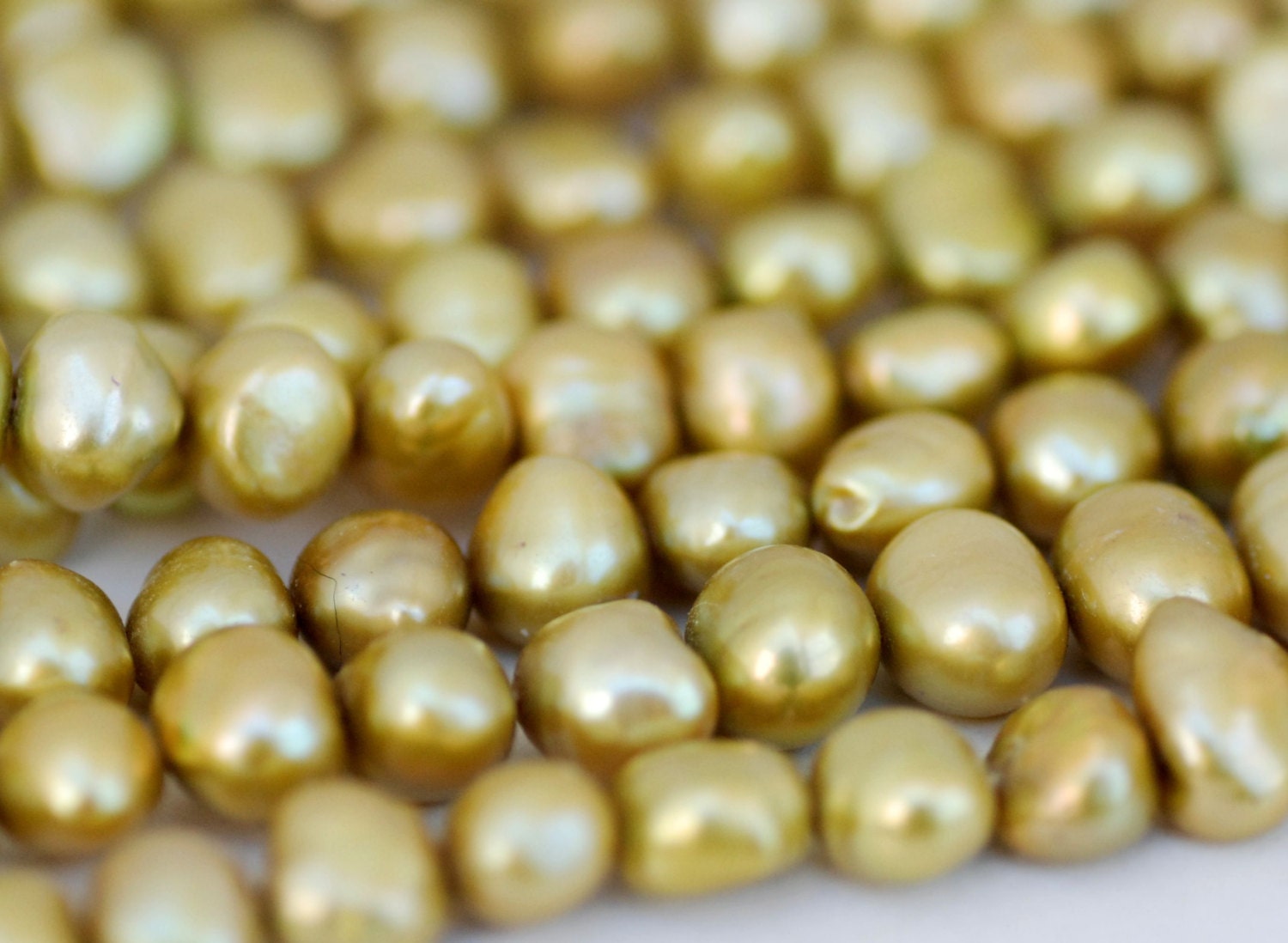 AA+ 8-9mm Corn Nugget Pearl Baroque Pearl stunning Olive green color Freshwater Pearl 15" full strand 50 pcs loose pearl beads  #CB6035 NEW