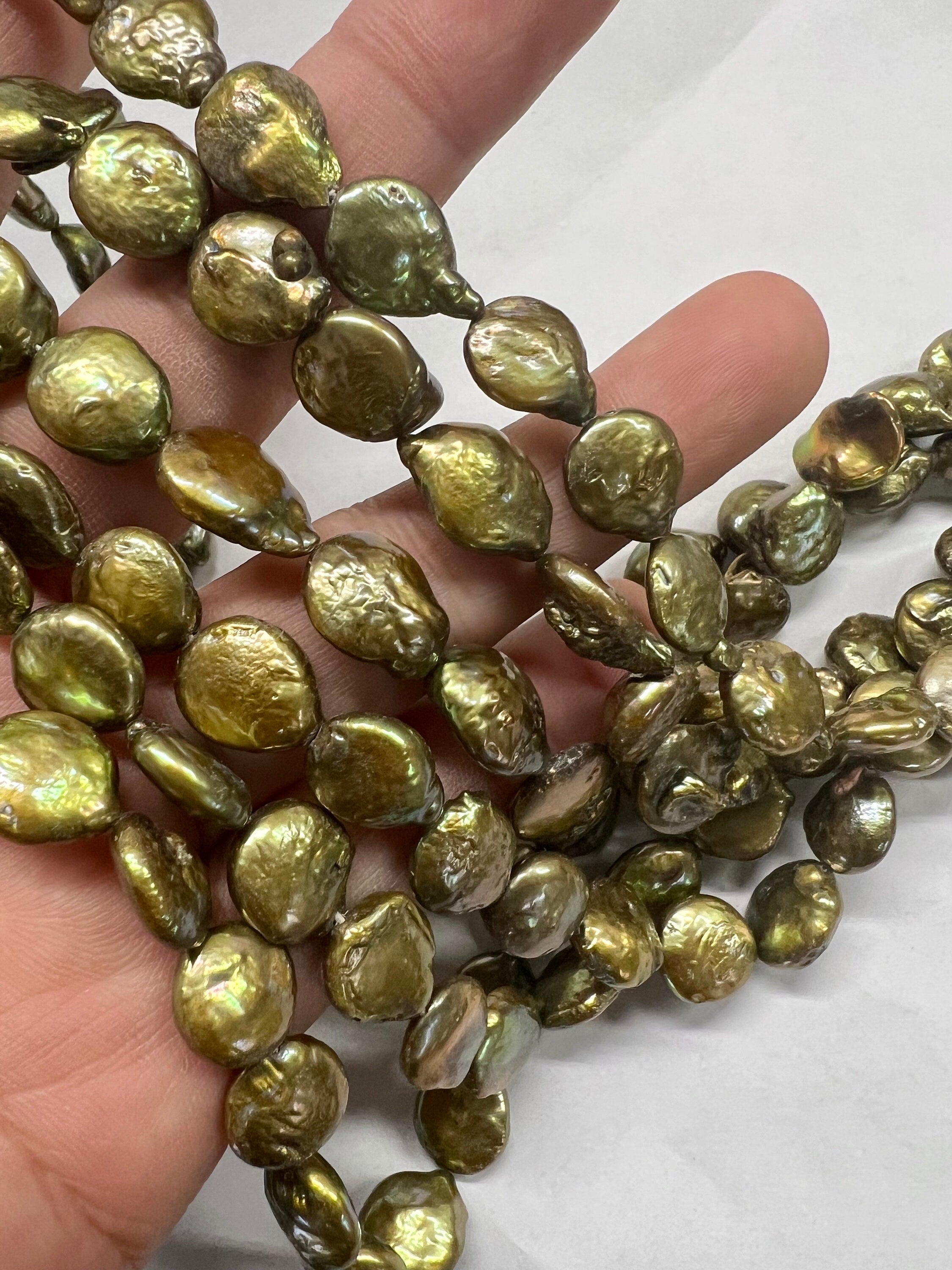 A~AA 10-11mm Beautiful Bright Amy olive green Coin Freshwater Pearl, good luster, petite pearl NEW COLOR for Bridal design wedding 15"strand