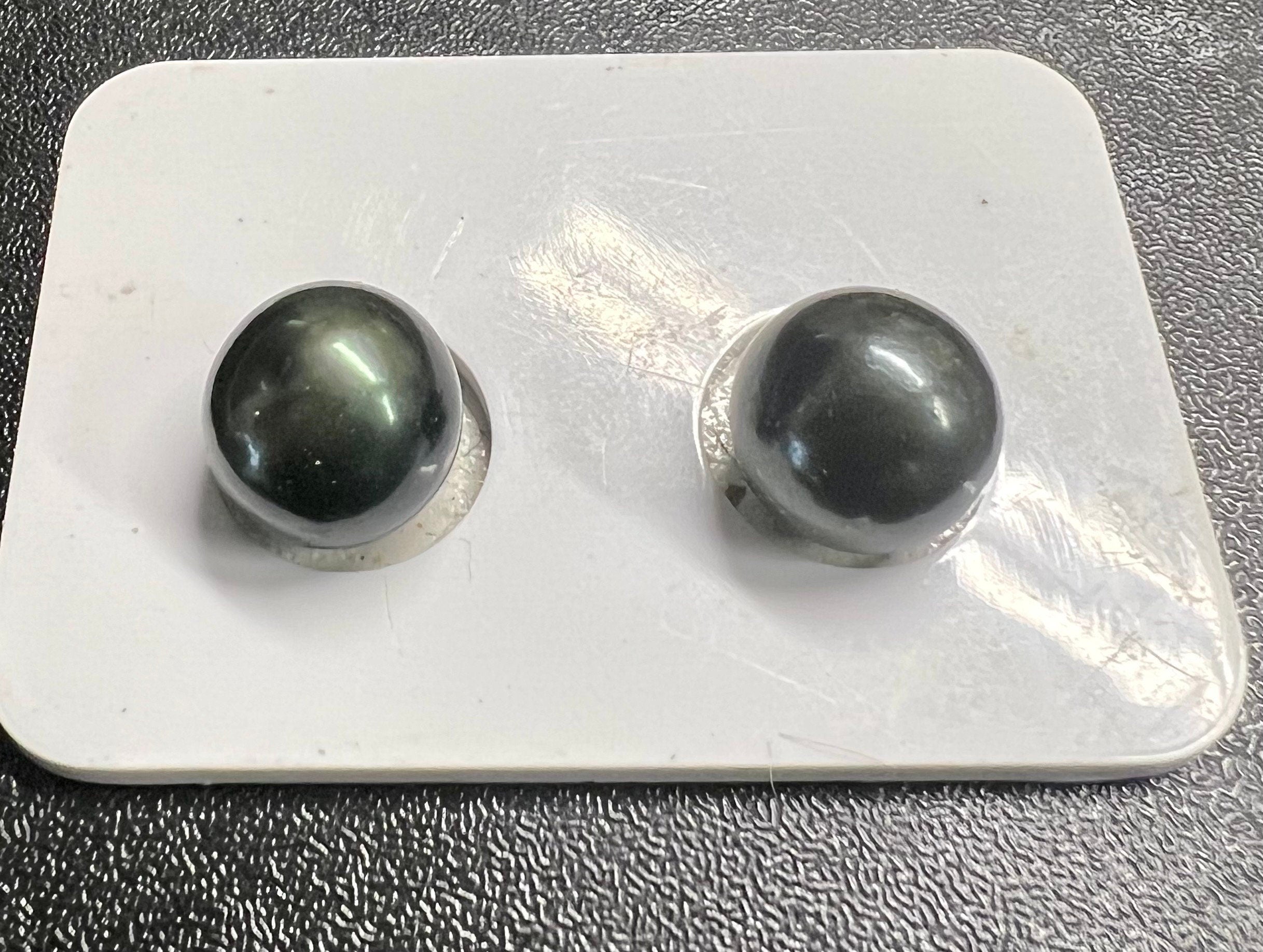 AAA quality Genuine Cultured Tahiti Peacock Black Pearl, 10.5-11mm round potato --sale as matched pair