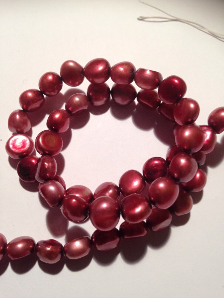 Freshwater Pearl Full strand of 8-9mm corn baroque pearl ----AA Red wine color--15" 50 pc #CB6043 NEW Arrival