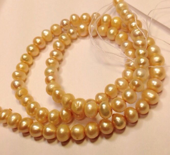 Freshwater Pearl A-AA round potato pearl yellow and champagne pearl--5-6mm Full Strand15" strand #RS2020