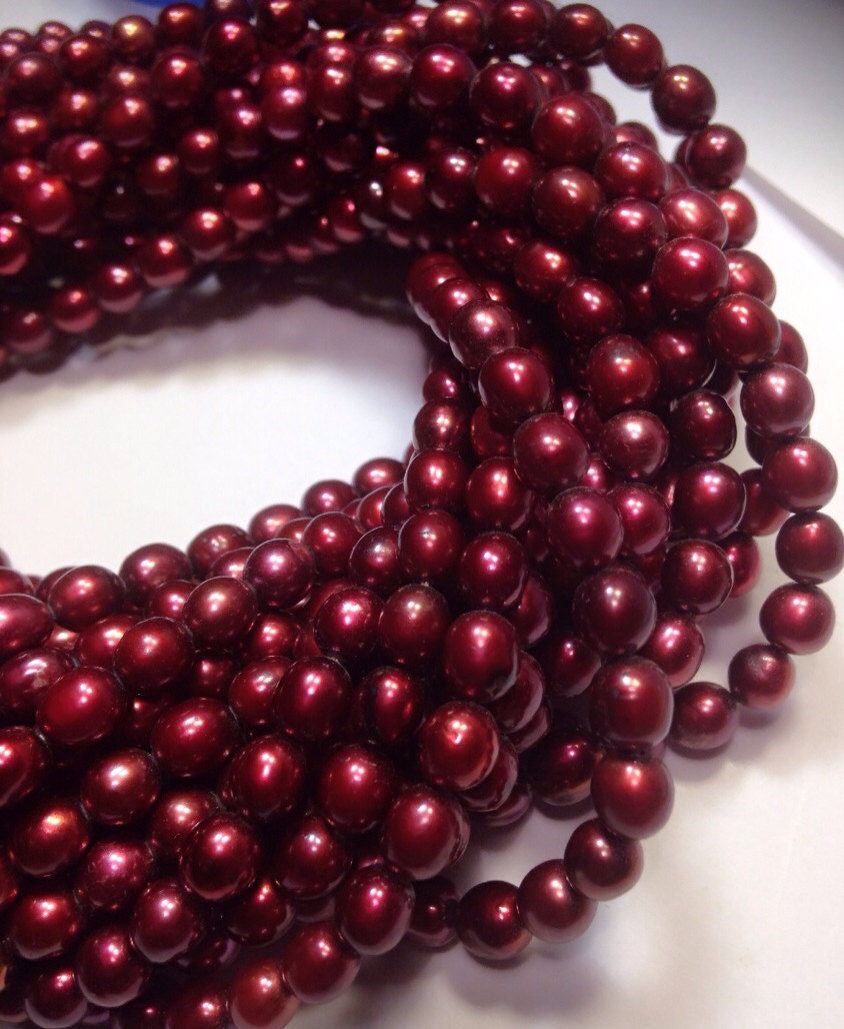 Rice Pearl Oval Pearl Freshwater Pearl burgundy red 6-7mm X 7-9mm----15 inches full strand 45pc #DR3016