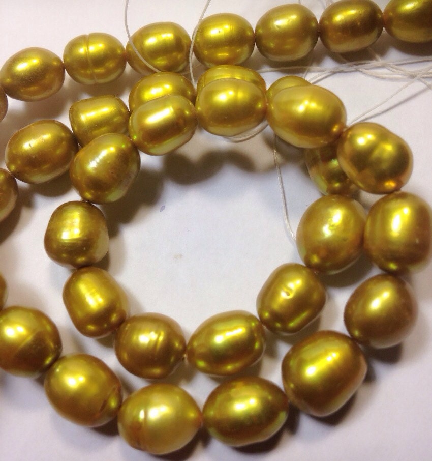 AA 9X11mm Rice Pearl Baroque Pearl, oval baroque Freshwater Pearl olive green Mint pearl beads--16" full strand 36 pc #DR3027