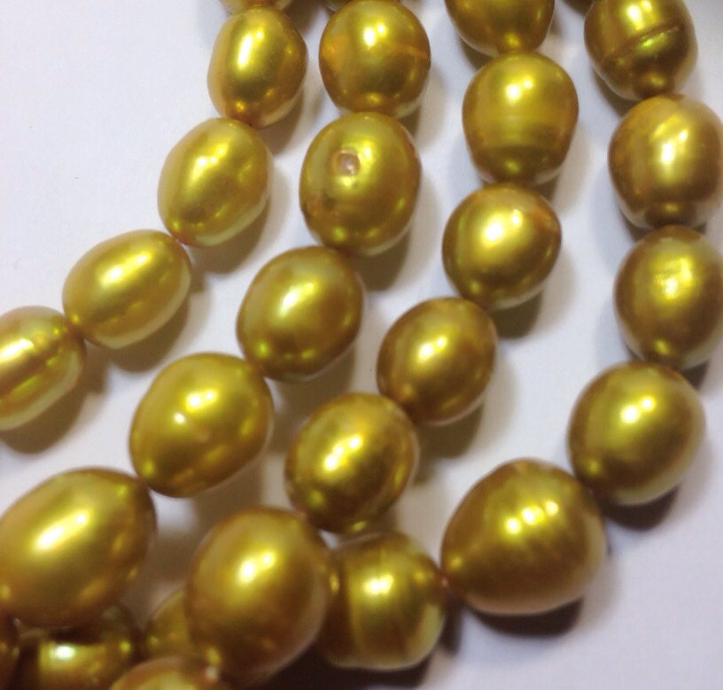 AA 9X11mm Rice Pearl Baroque Pearl, oval baroque Freshwater Pearl olive green Mint pearl beads--16" full strand 36 pc #DR3027