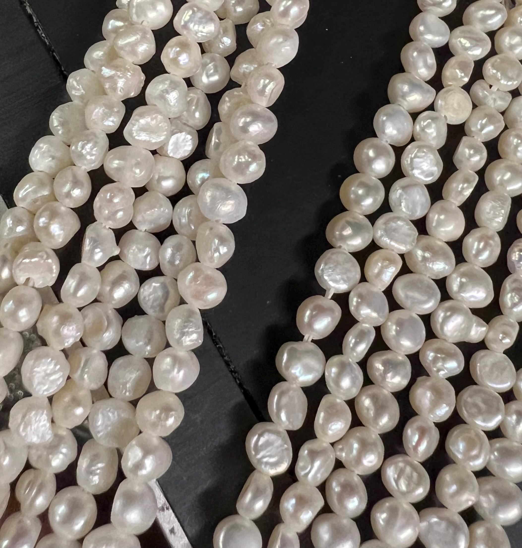 AA or AAA 4-5mmX5-5.5 small baroque nugget pearl, full strand seed pearl, ivory white color pearl 14.5“ 85+pc beads NEW
