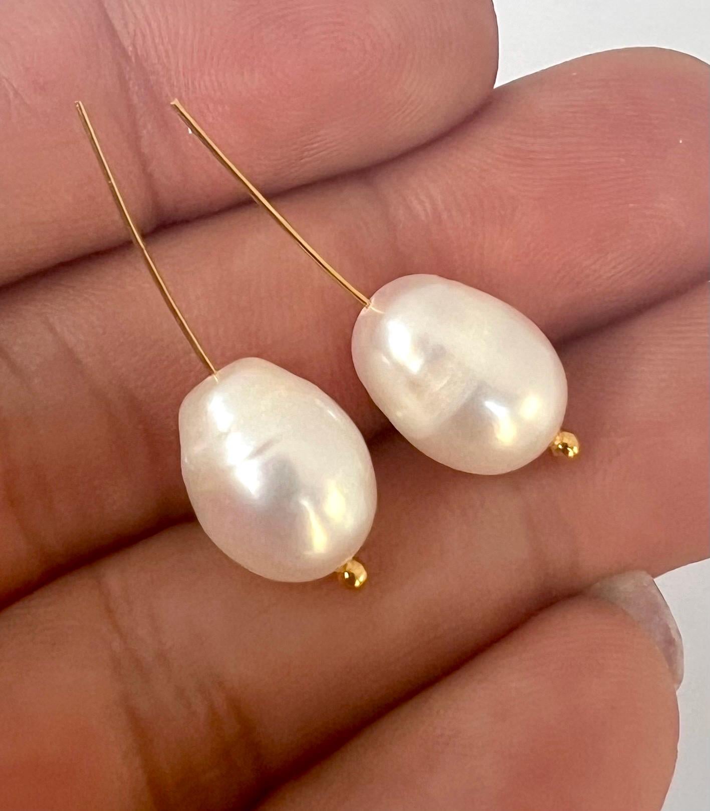Rare Tear Drop pearls Natural Color! 9-10 mm Freshwater Cultured Pearl for Design Jewelry Project-matched pair for earring NEW