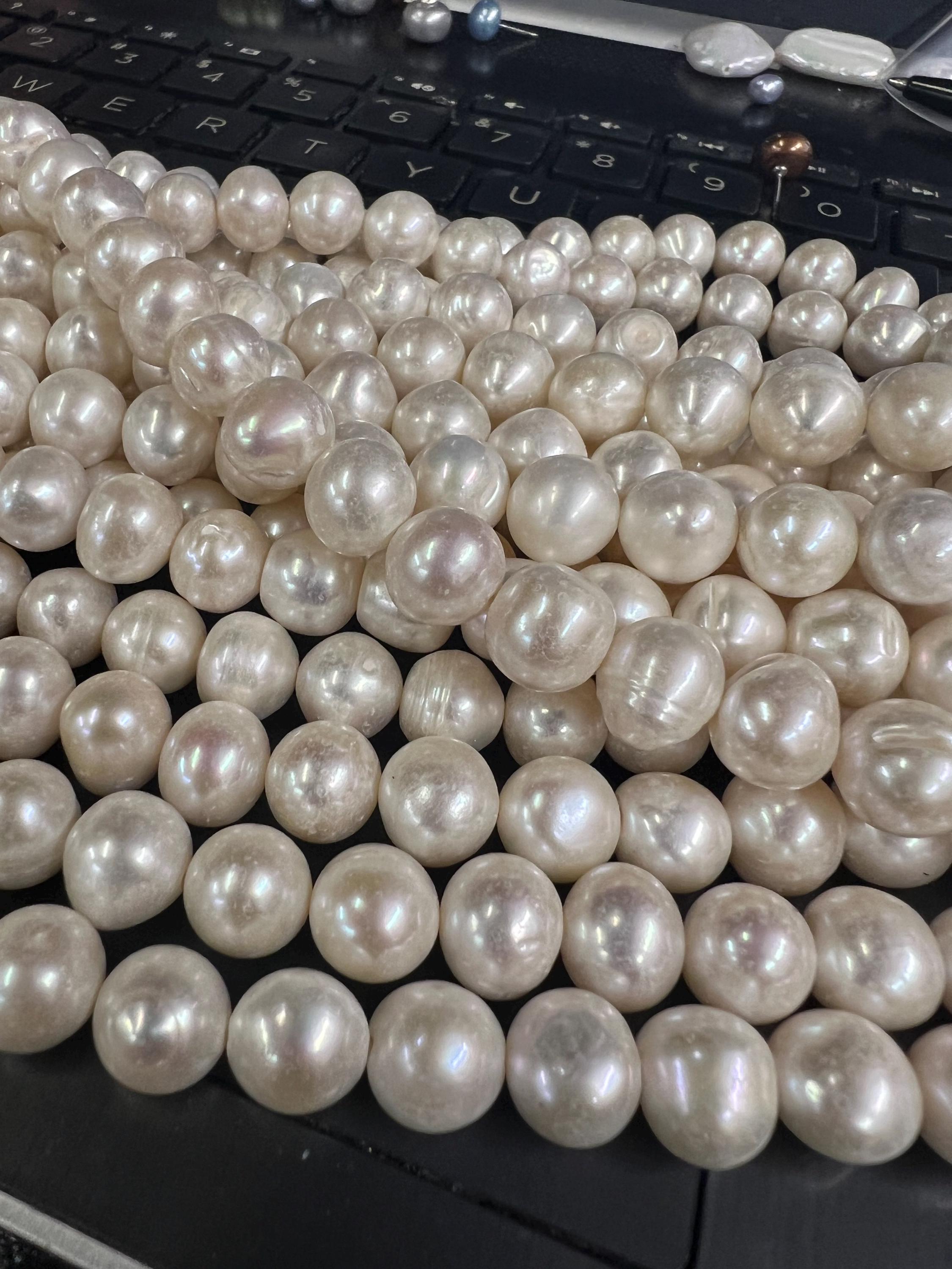 Good quality Luster 9.5-10mm round off Freshwater Pearl Ivory White Pearl Beads 15.5'' Full Strand 40+ pc genuine pearl---#RS3010B