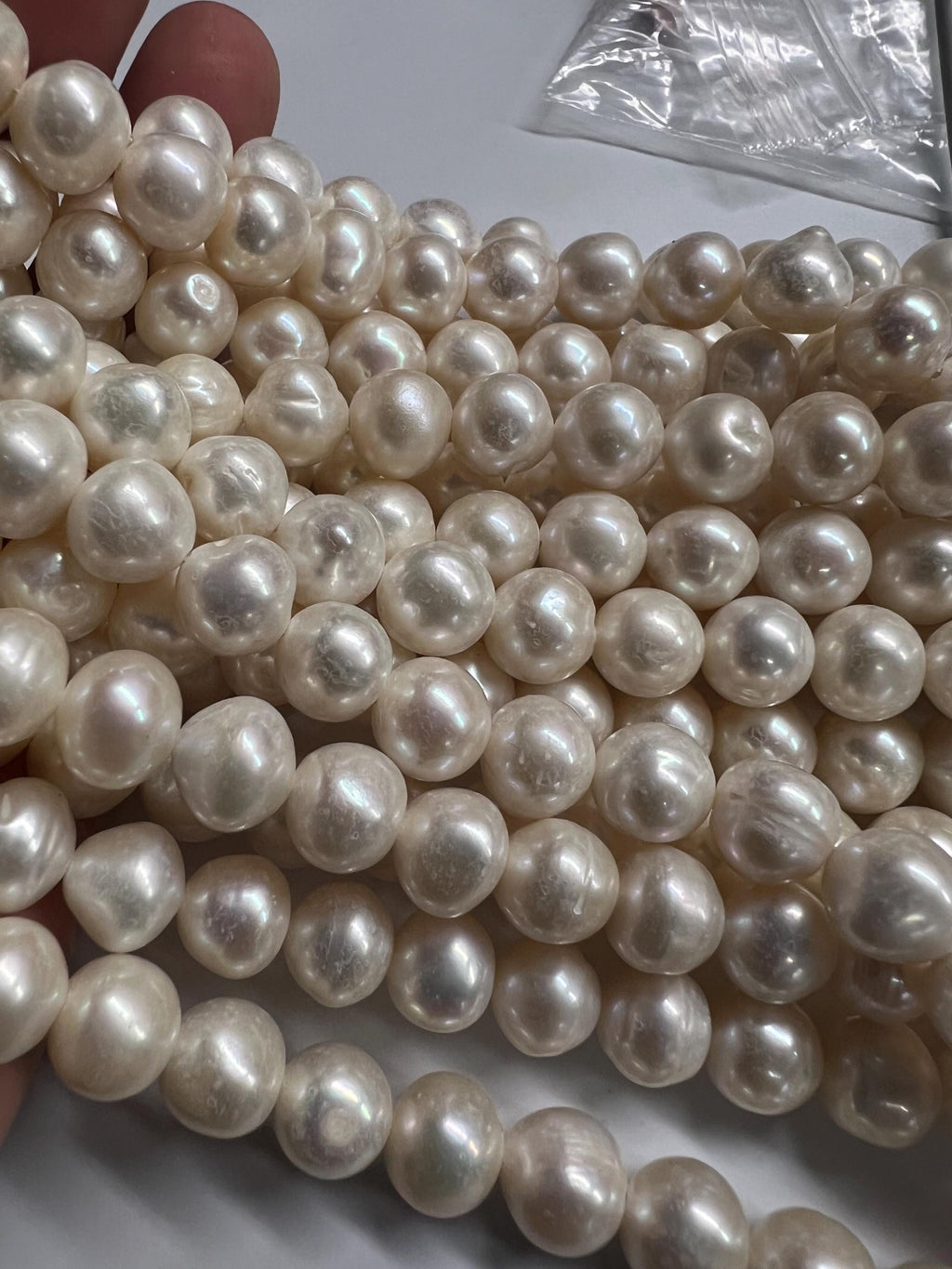 Good quality Luster 9.5-10mm round off Freshwater Pearl Ivory White Pearl Beads 15.5'' Full Strand 40+ pc genuine pearl---#RS3010B