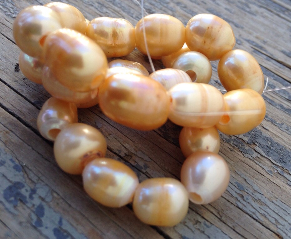 Large Hole Pearl Freshwater Pearls 2.5mm light champagne peach color nugget pearl 8mm X 9-10mm 10 Pc baoroque Rice Pearl , wholesale #LH8050