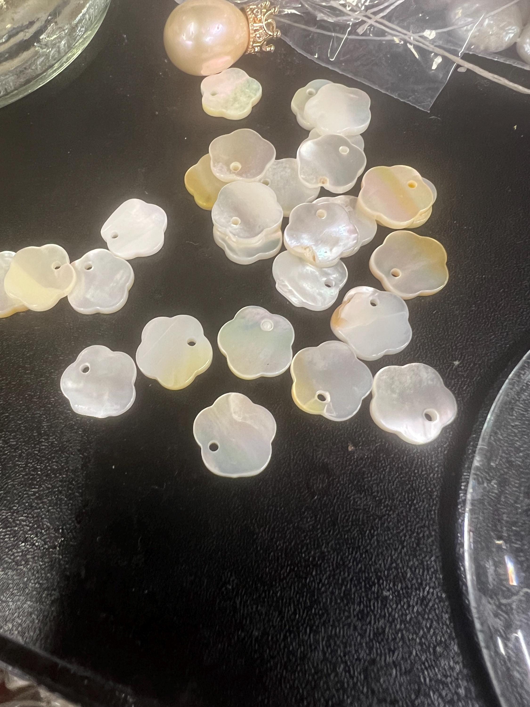 2PC pair 11mm Mother of Pearl Beads, shinning natural Ivory White south sea butterfly shell beads charm for DIY, flower Charm Raw pearl